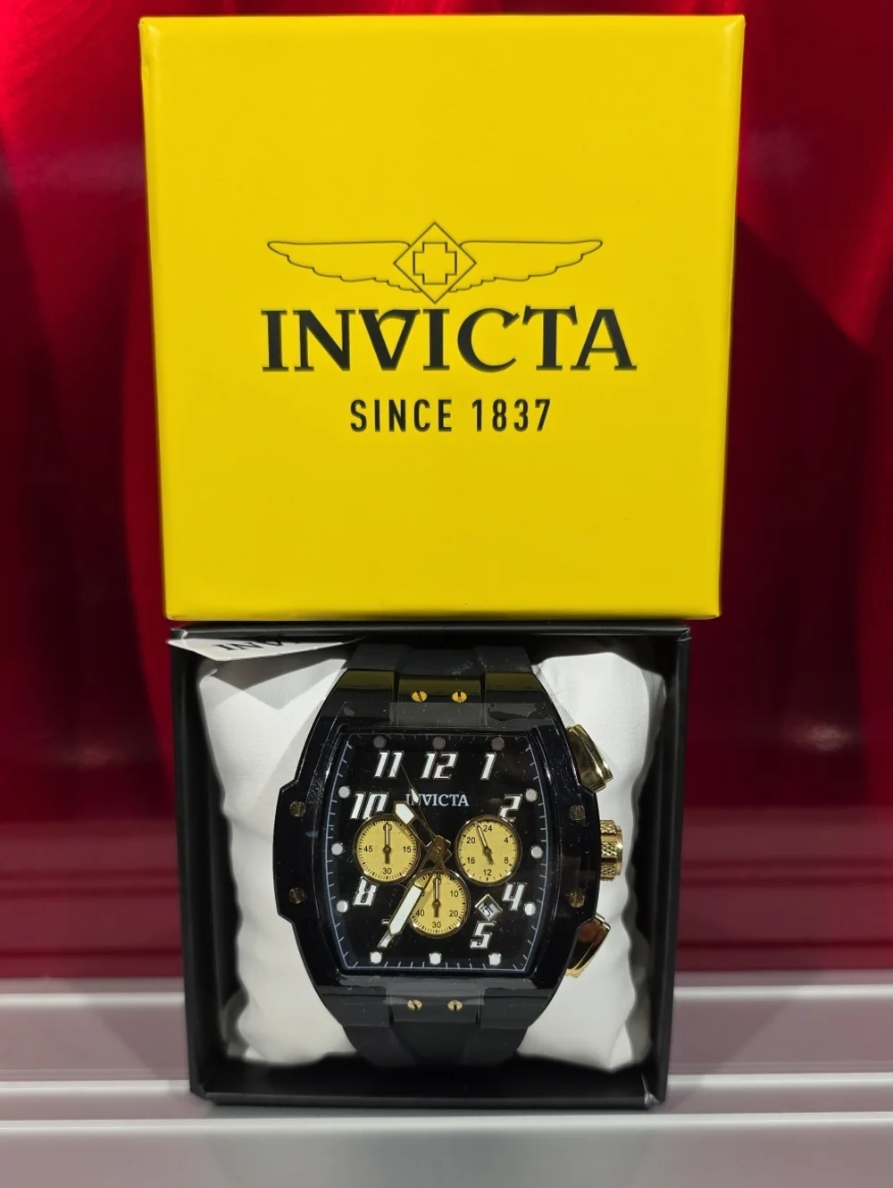 Invicta Black And Gold Chronograph Watch New With Box